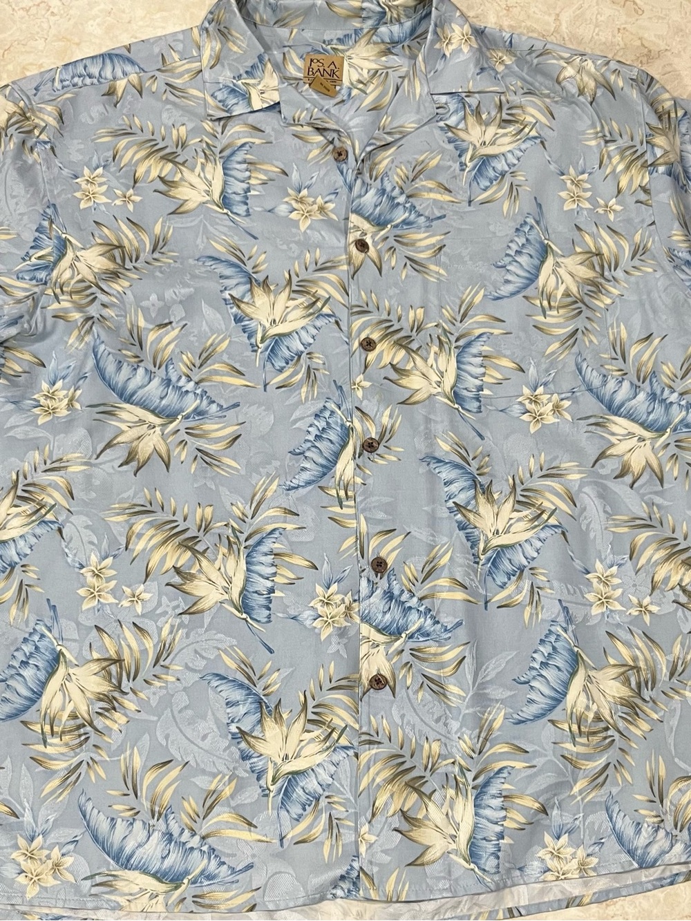Jos. A. Bank 100% Silk Light Blue Floral Short-Sleeve Button-Down Shirt